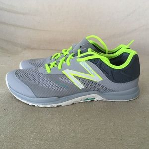 BRAND NEW! New Balance WX20GR5 Minimus Size 7